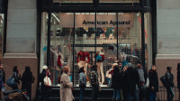 News - &quot;Totalna katastrofa: Wzlot i upadek American Apparel&quot; - mroczna prawda modowego imperium
